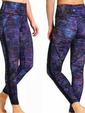 EUC Athleta Space-Dye High-Rise Leggings in Purple & Blue